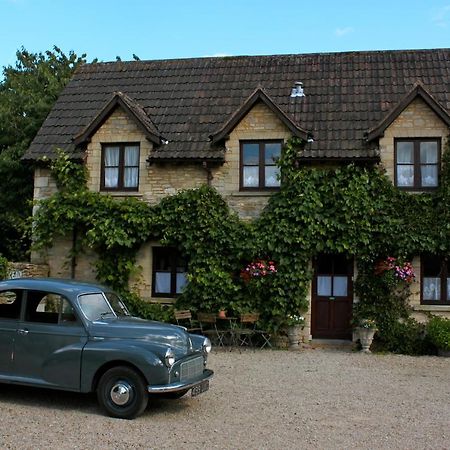 Fosse Farmhouse Holiday Cottages Chippenham (Wiltshire) Exterior foto