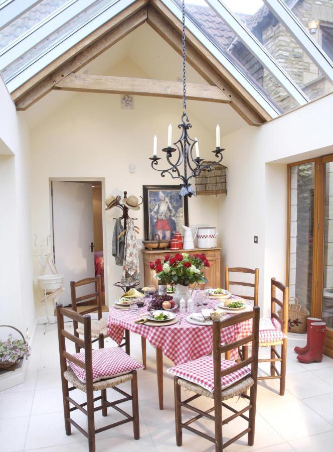 Fosse Farmhouse Holiday Cottages Chippenham (Wiltshire) Exterior foto